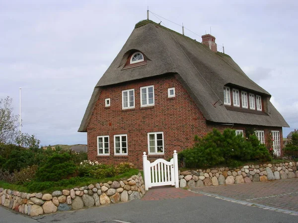 Moderno Tetto Canna Casa Sylt — Foto Stock