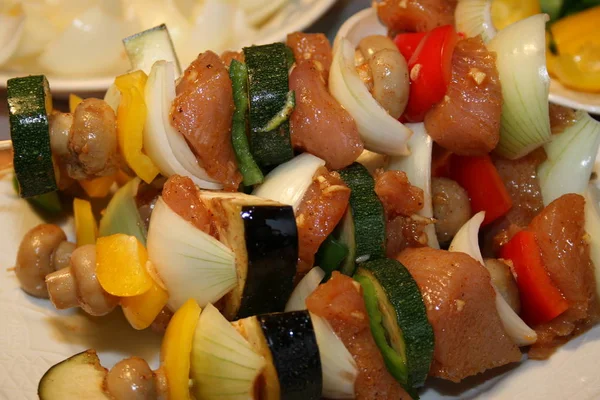 Sallad Med Grönsaker Och Kött — Stockfoto