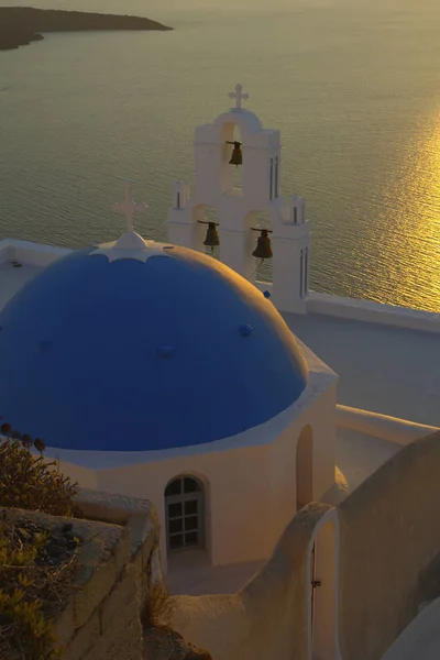 Kostel Santorini Při Západu Slunce — Stock fotografie