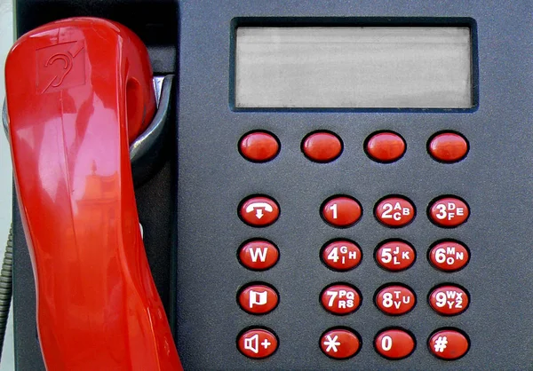 Nahaufnahme Eines Roten Telefonhörers — Stockfoto