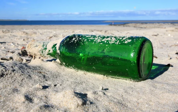 Bottle Beer Beach — Stock Photo, Image