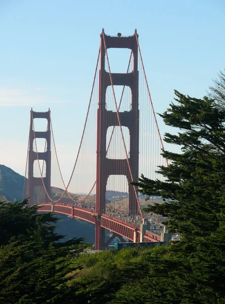 Puente Puertas Doradas Verde — Foto de Stock