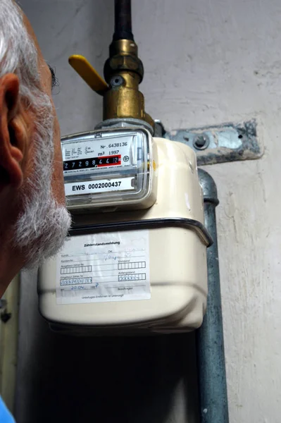 Read Gas Meter Reading — Stock Photo, Image