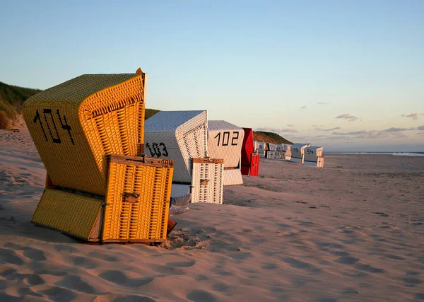 Cestas Playa Junto Mar Durante Día — Foto de Stock