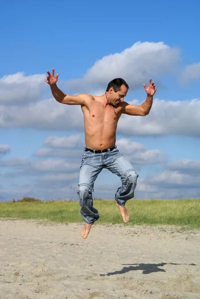 Young Man Jumping Beach — Stock Photo, Image