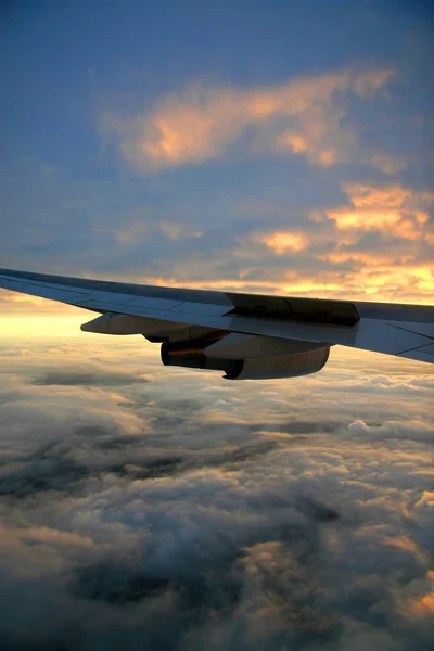 Ala Cielo Del Avión —  Fotos de Stock