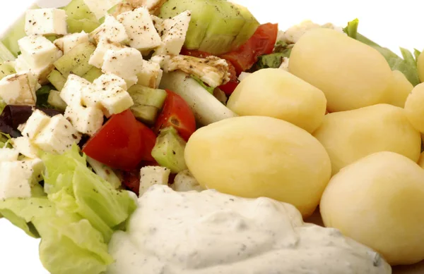 Kartoffeln Mit Kräuterquark Und Salat — Stockfoto