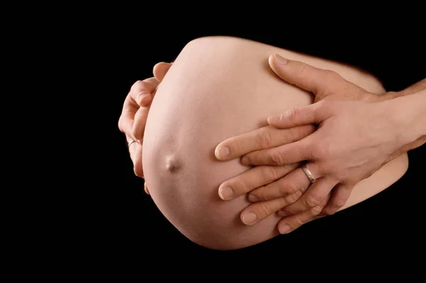 Mujer Embarazada Sosteniendo Mano Bebé —  Fotos de Stock