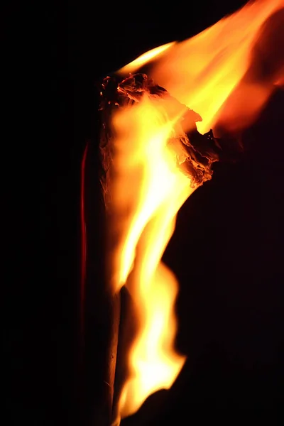 Brennende Rote Flamme — Stockfoto