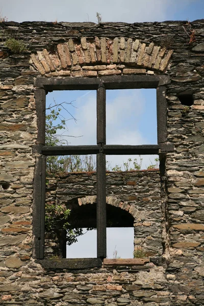 Old Window Broken Roof — Stock Photo, Image