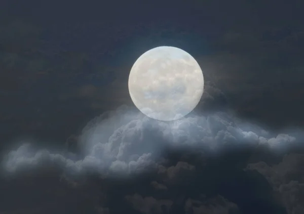 Volle Maan Met Wolken — Stockfoto