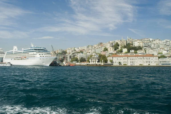 Istambul Uma Cidade Importante Turquia Que Atravessa Europa — Fotografia de Stock