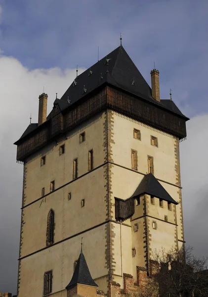 チェコ共和国でカルルシュタイン城 — ストック写真