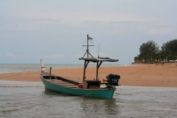 Barco Praia Khao Lak Tailândia — Fotografia de Stock