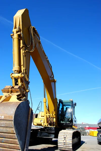 Une Grande Machine Entrepôt Dans Port — Photo