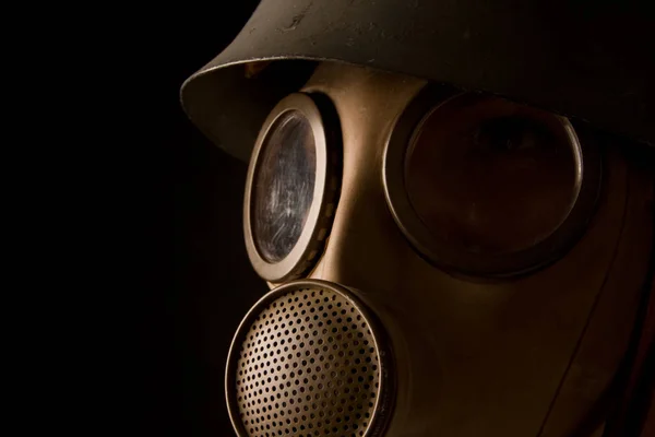 Person Som Bär Gasmask — Stockfoto