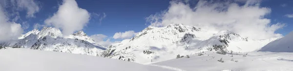 Vista Sulle Montagne Delle Alpi Svizzere — Foto Stock