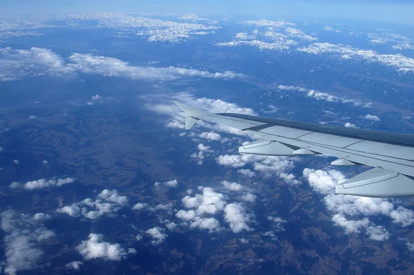 Ala Avión Cielo Plano —  Fotos de Stock