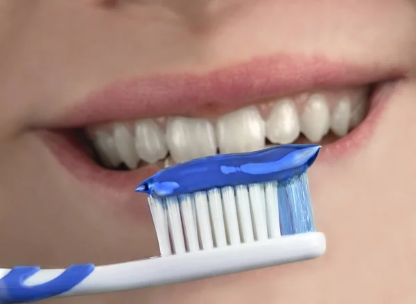 Woman Holding Toothbrush Dental Clinic — Stock Photo, Image