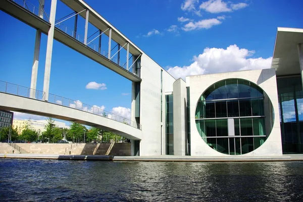 Magnífico Edificio Berlin Sobre Superficie — Foto de Stock