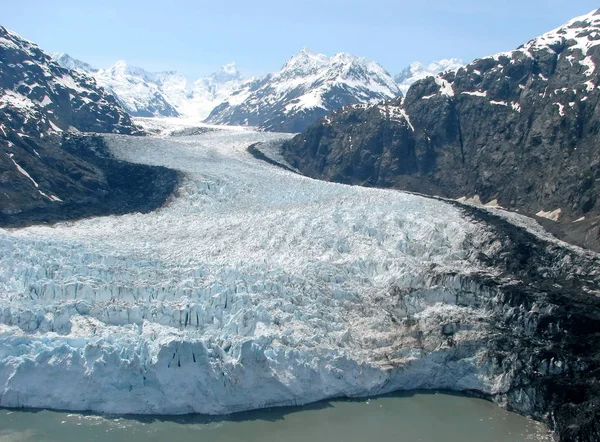 高山上的冰川 — 图库照片