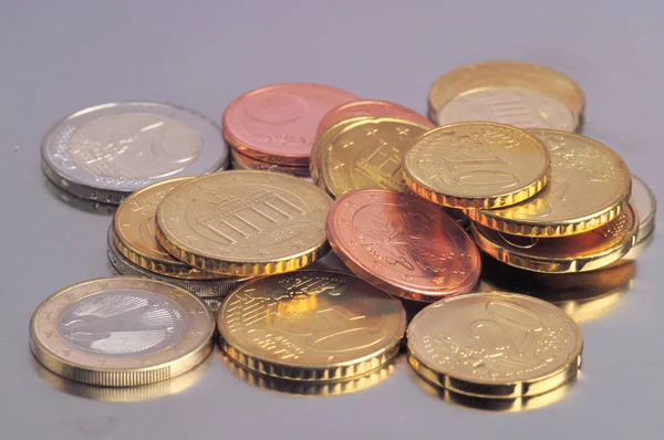 Металеві Монети Заощадження Грошей — стокове фото