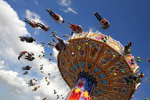 Enjoyment Carousel Amusement Park — Stock Photo, Image