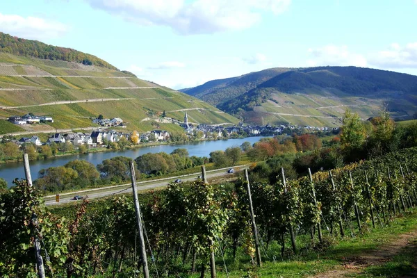 Mosel Flod Som Flyter Genom Frankrike Luxemburg Och Tyskland — Stockfoto