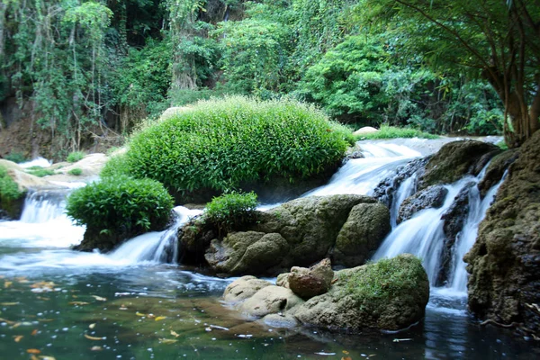 Schoonheid Van Natuur Rivierstroom Waterval — Stockfoto