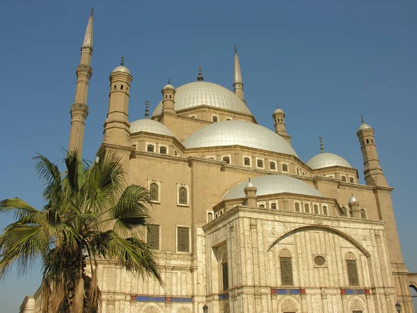 Malowniczy Widok Piękną Architekturę Meczetu — Zdjęcie stockowe