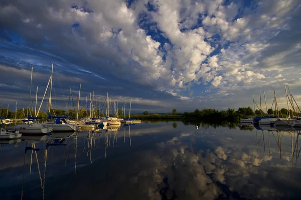 Meereslandschaft Yachthafen Von Meer — Stockfoto