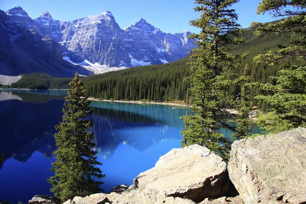 Hermoso Lago Moraine Canadá — Foto de Stock