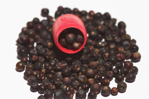 Juniper Berries Crumbled Barrel — Stock Photo, Image