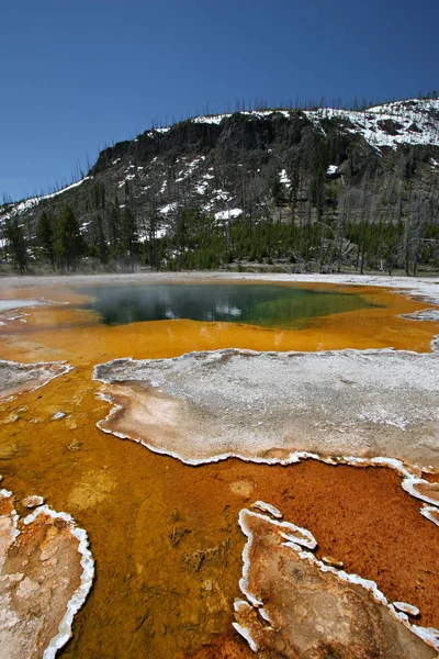 Parque Nacional Yellowstone Piscina Esmeralda — Foto de Stock