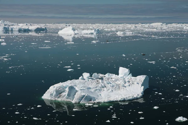 Cambio Climático Iceberg Ártico —  Fotos de Stock