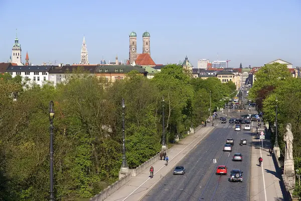 München Die Hauptstadt Bayerns Beherbergt Jahrhunderte Alte Gebäude Und Zahlreiche — Stockfoto