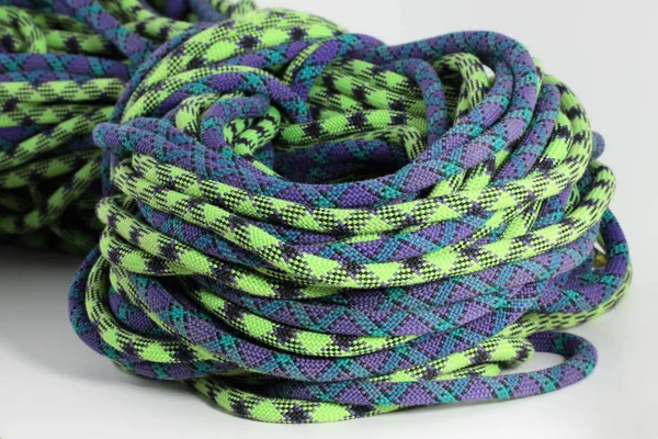 Purple Green Climbing Rope — Stock Photo, Image