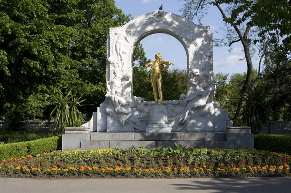 Johann Strauss Monumento Viena —  Fotos de Stock