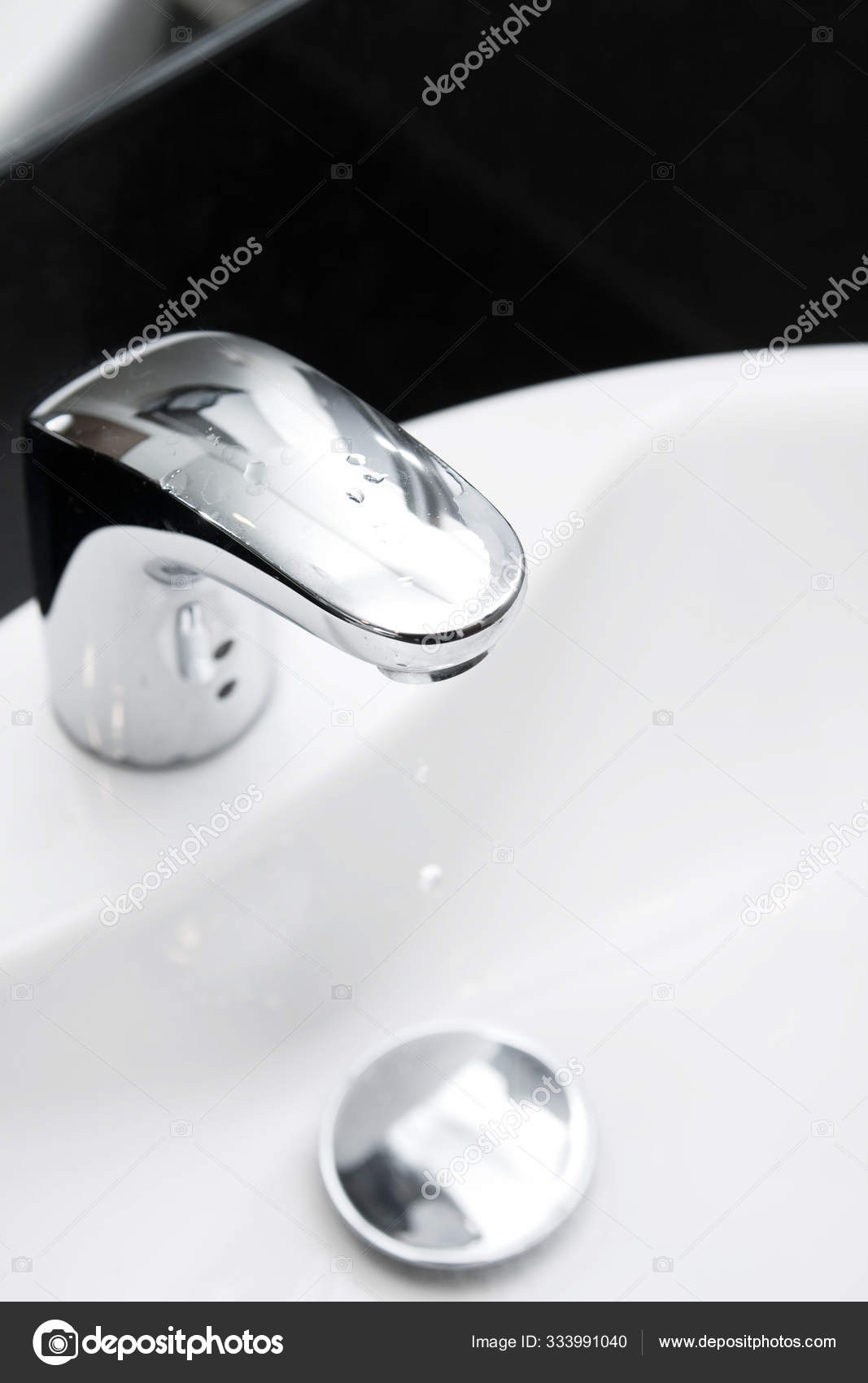 Washing Machine Sink — Stock Photo © PantherMediaSeller 333991040