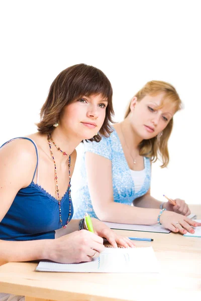 Dos Niñas Sentadas Mesa Notas Escritas — Foto de Stock