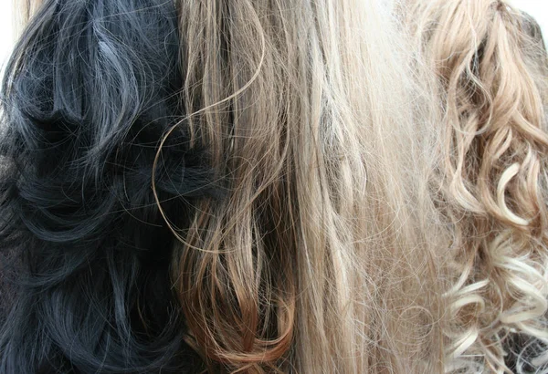 Крупним Планом Красива Жінка Кучерявим Волоссям — стокове фото