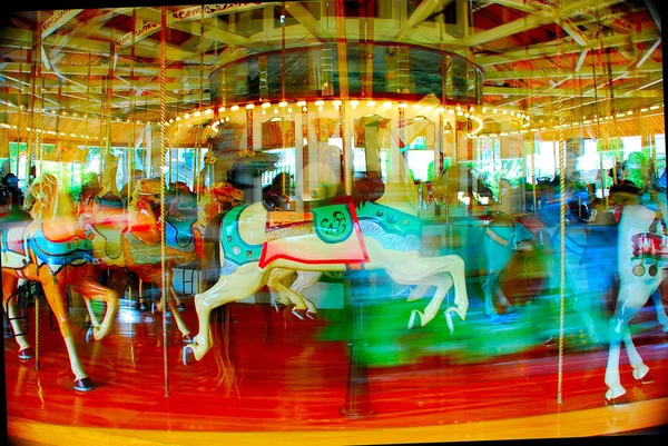 Attraction Modern Amusement Park — Stock Photo, Image