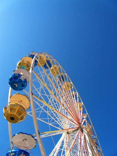 Carusel Roata Ferris Parc Distractii — Fotografie, imagine de stoc