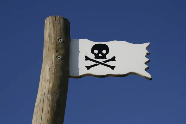 Jolly Roger Mástil — Foto de Stock