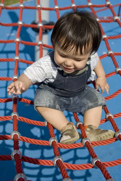 Kinderspielplatz Hof — Stockfoto