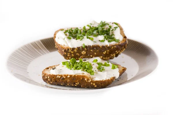 Brötchen Mit Quark Und Schnittlauch — Stockfoto