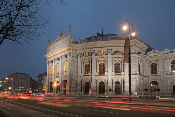 Burgtheater Βιέννη Βράδυ — Φωτογραφία Αρχείου