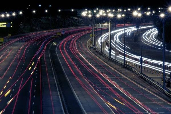 Autobahn Nachts Langzeitbelichtung — Stockfoto