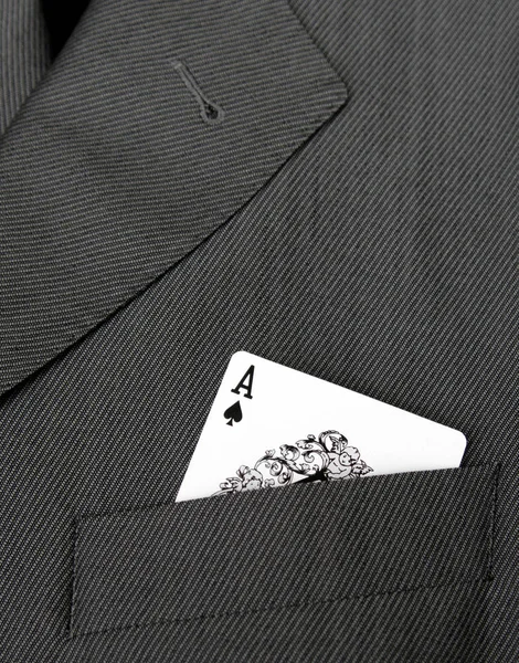 ブラックを背景にしたポーカーカード — ストック写真