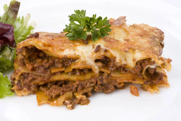 Pieza Lasagne Forno Con Ensalada —  Fotos de Stock